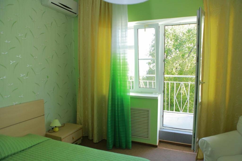 Гостиница Green Apple Небуг-4