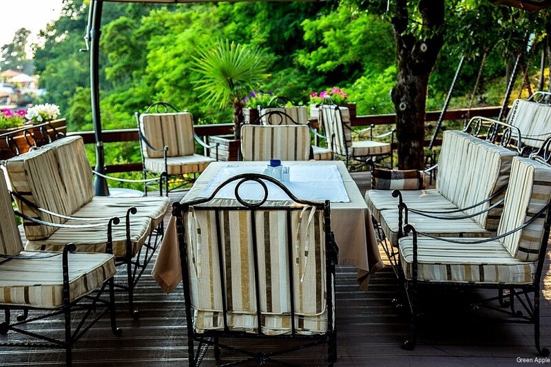 Гостиница Green Apple Небуг-104