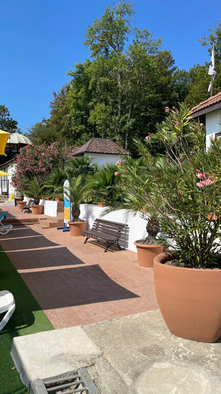 Гостиница Green Apple Небуг-113