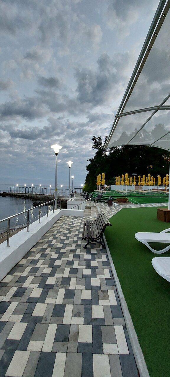 Гостиница Green Apple Небуг-107