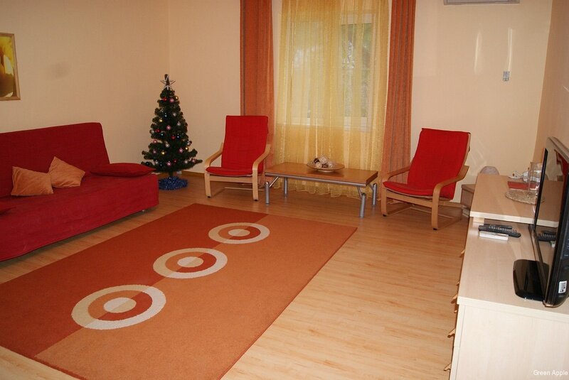 Гостиница Green Apple Небуг-108