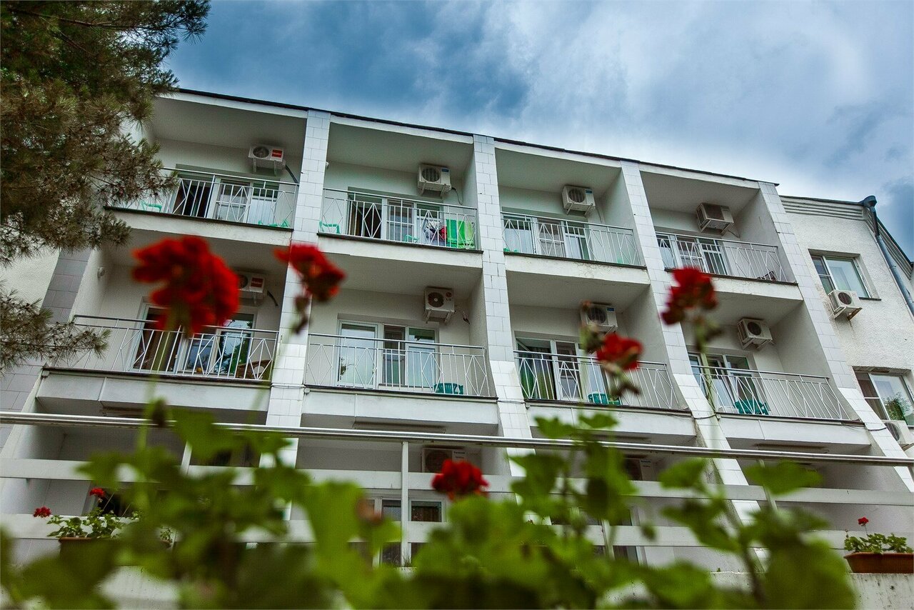 Гостиница Green Apple Небуг