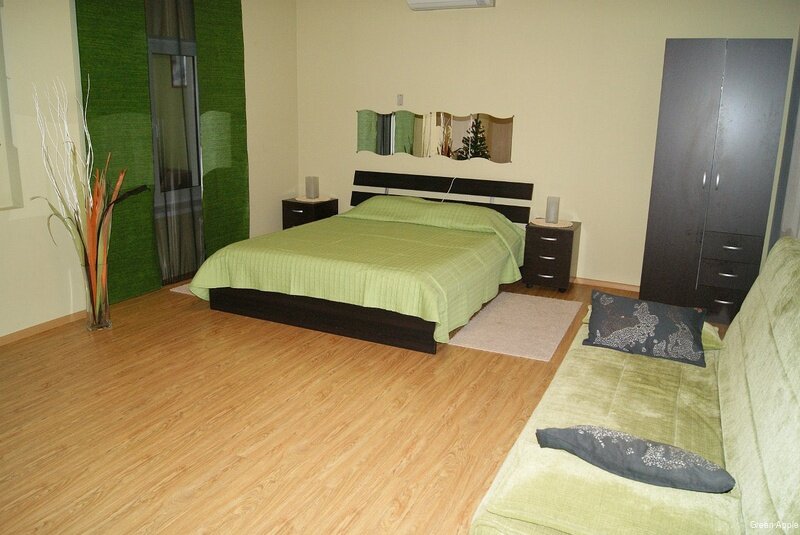 Гостиница Green Apple Небуг-95