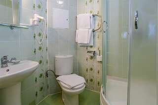 Гостиница Green Apple Небуг Двухместный номер с 1 кроватью или 2 отдельными кроватями, вид на море-2