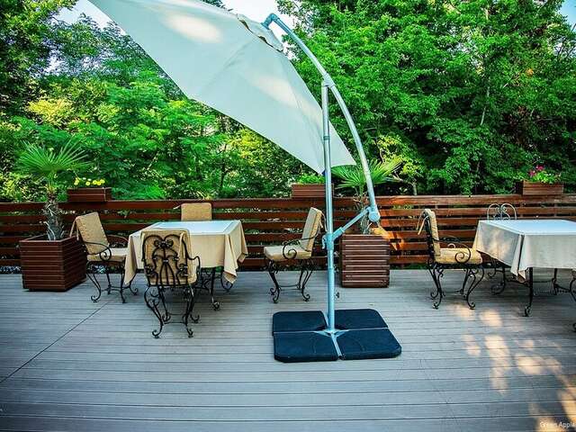 Гостиница Green Apple Небуг-108