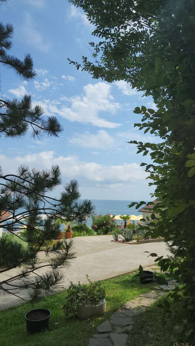 Гостиница Green Apple Небуг-83