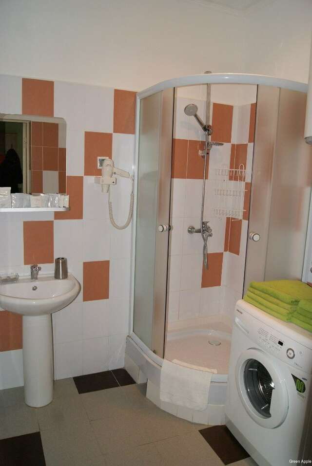 Гостиница Green Apple Небуг-16