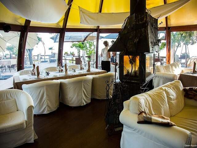 Гостиница Green Apple Небуг-158