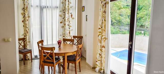 Гостиница Green Apple Небуг-119