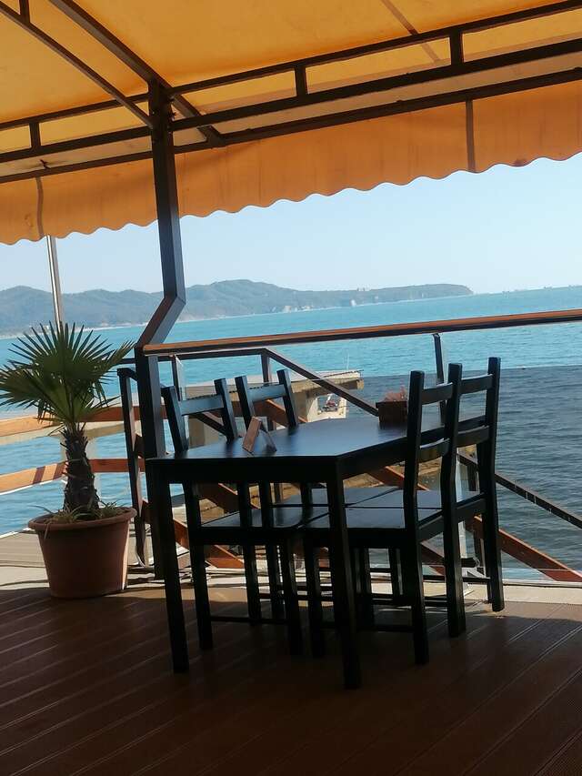 Гостиница Green Apple Небуг-165