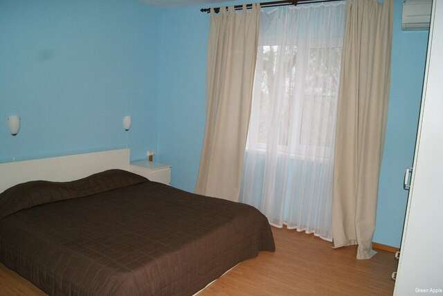 Гостиница Green Apple Небуг-18